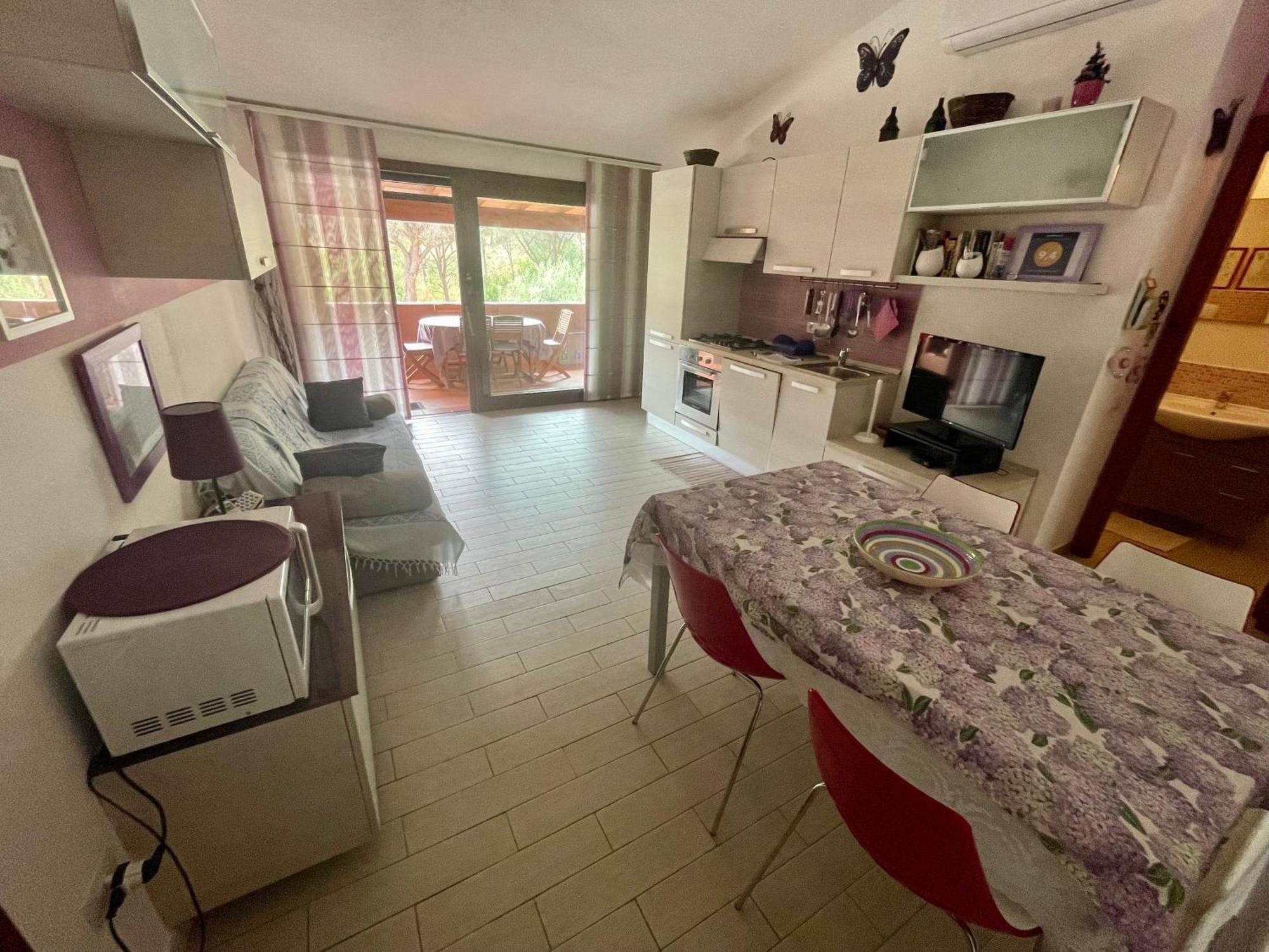 Purple House, 30M To Beach Pula Luaran gambar
